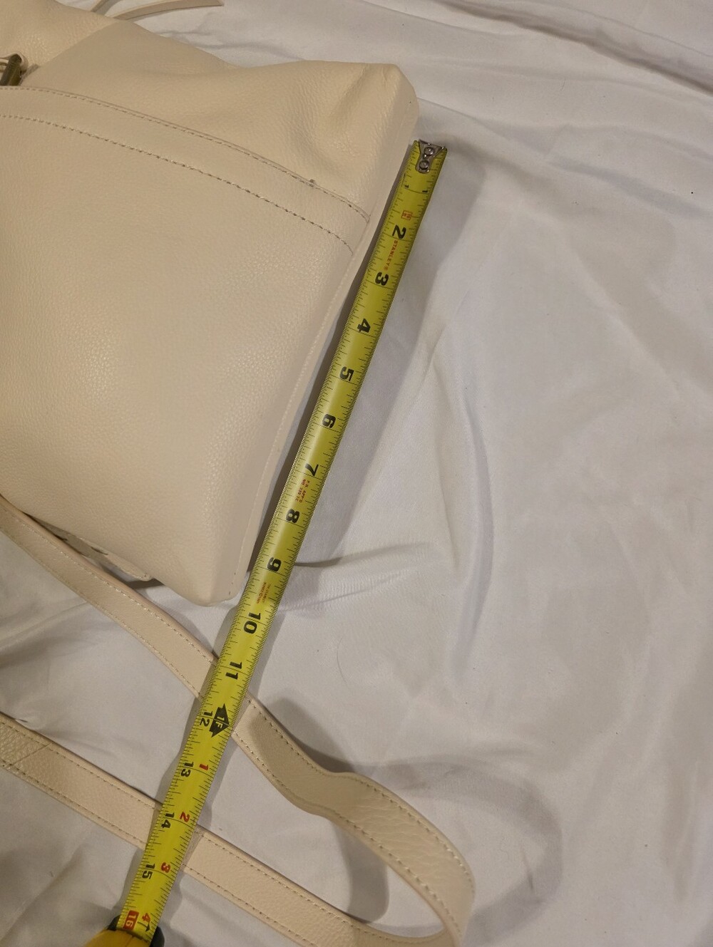 NWOT HOBO Classic Cream Crossbody Shoulder Bag - Picture 8 of 9